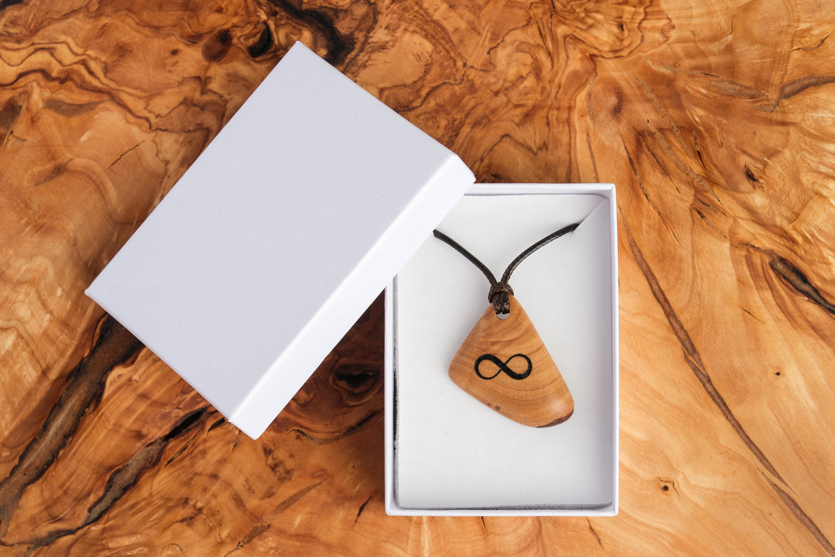 Infinity pendant